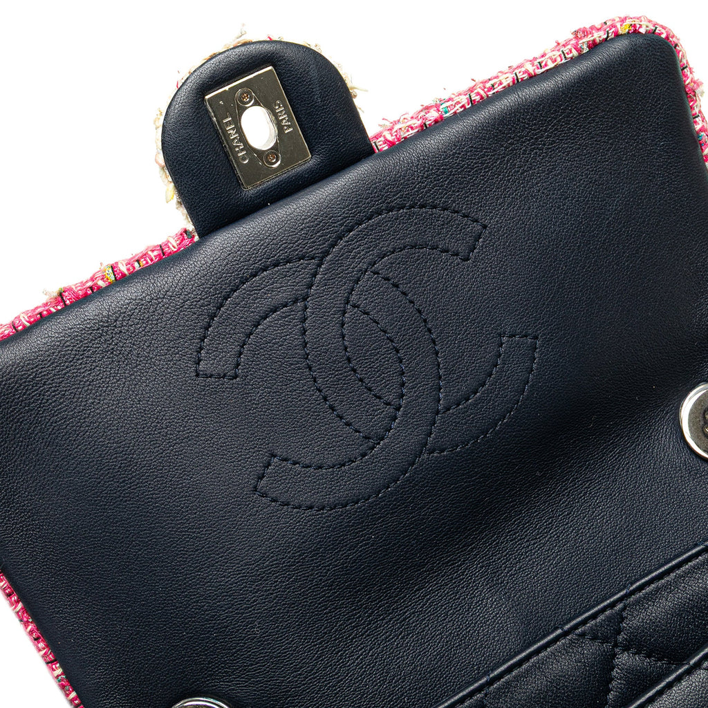 Chanel Matelassé Cuir d’agneau et Tweed Elegant Trim à rabat