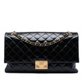 Chanel Matelassé froissé Cuir verni Pagoda Accordion à rabat