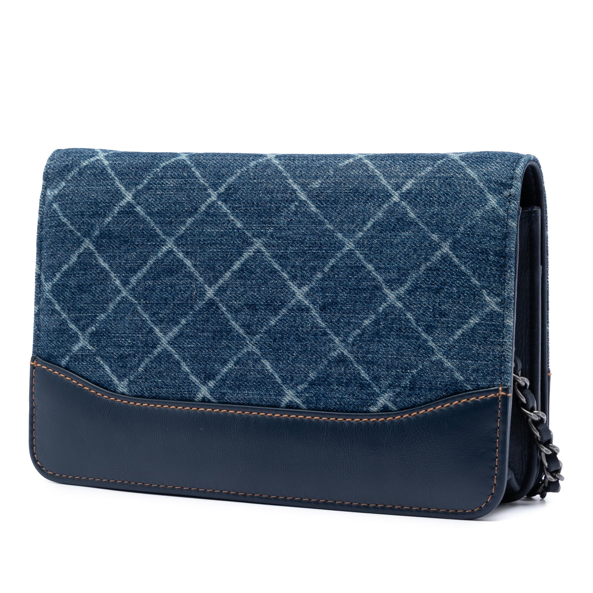 Chanel Printed Jean et Cuir de veau Gabrielle Wallet on Chain