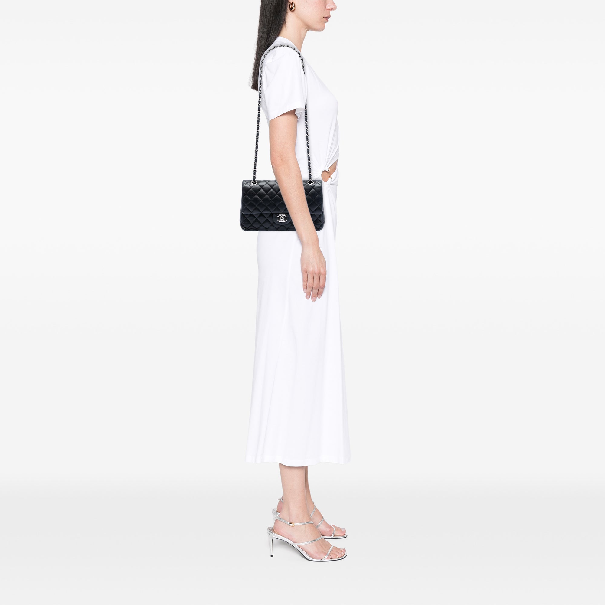 Chanel Medium Classic Cuir d’agneau Double rabat