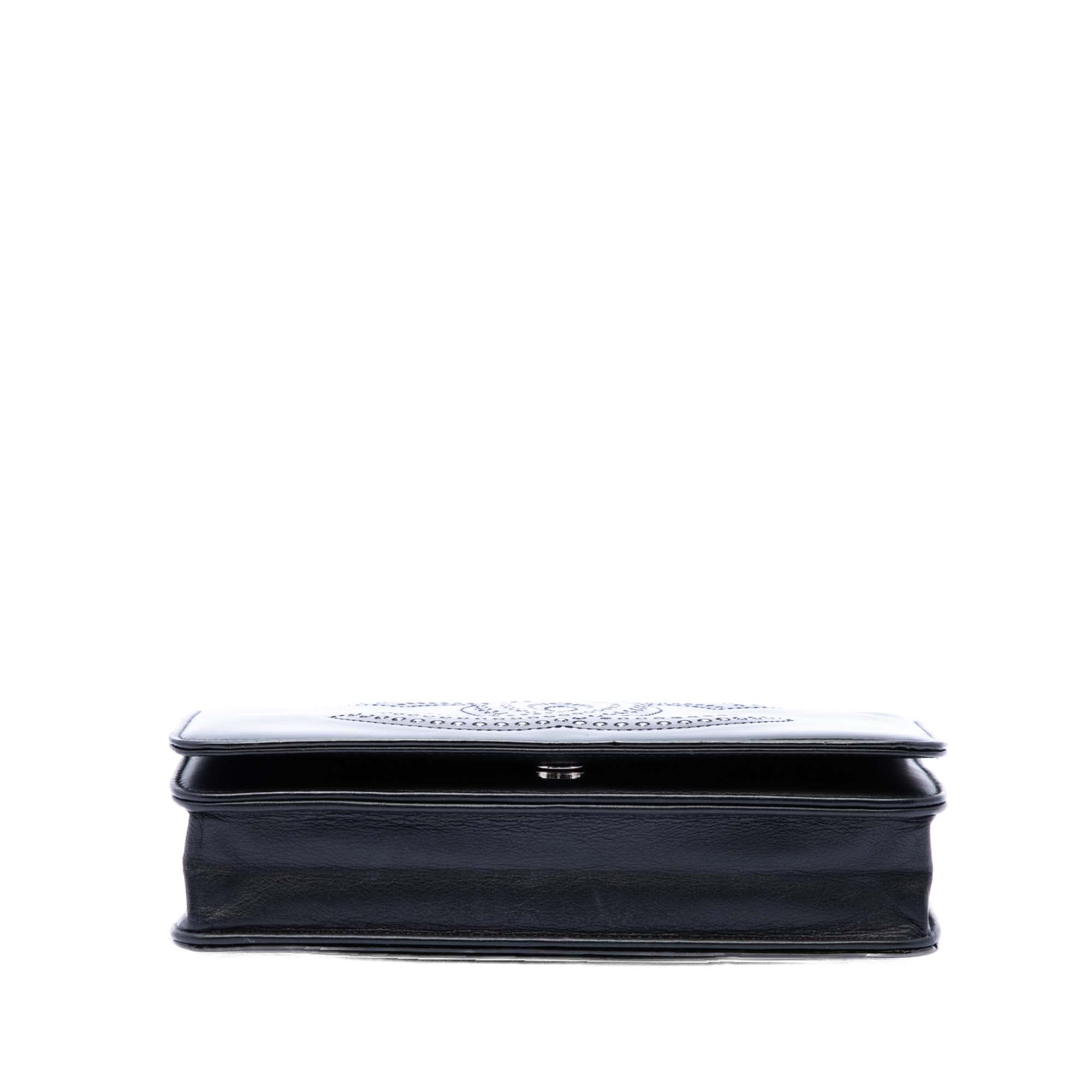 Chanel CC Cuir verni Strass Embellished Wallet on Chain