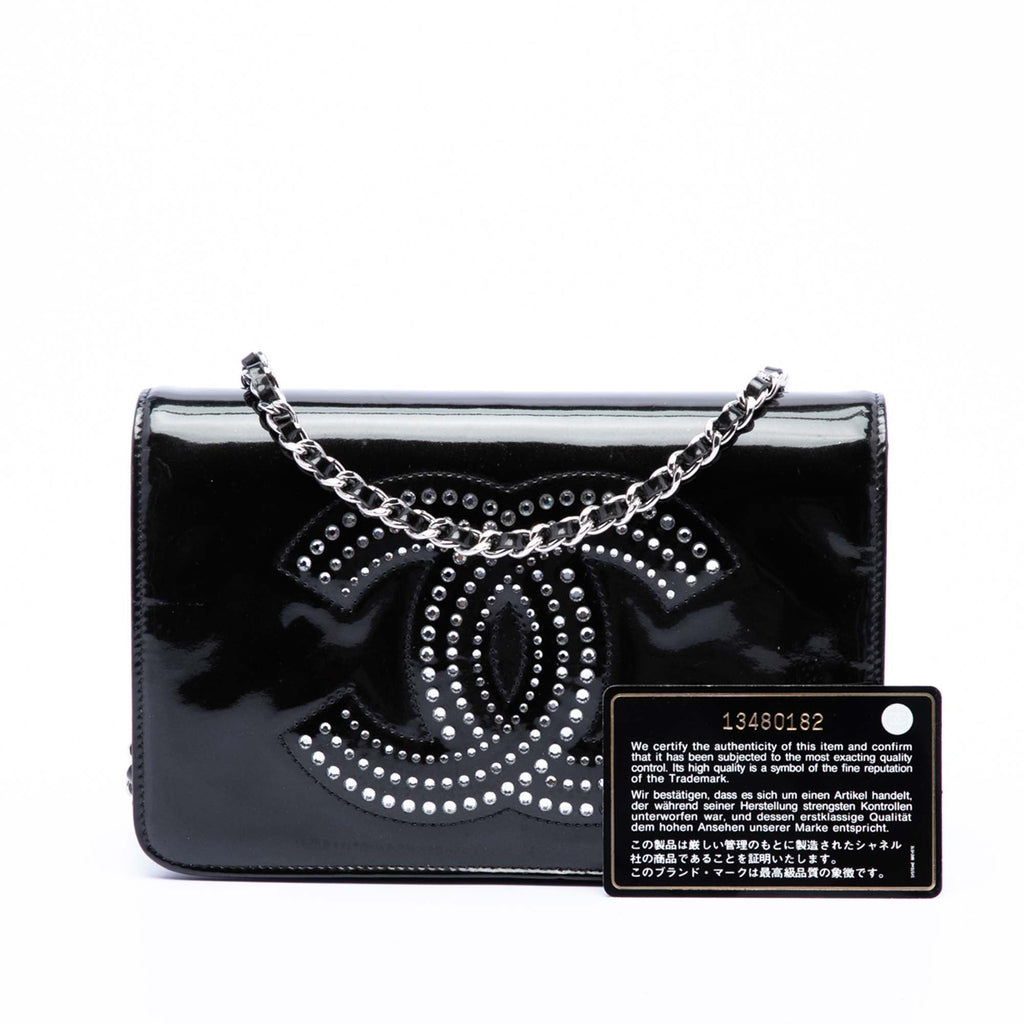 Chanel CC Cuir verni Strass Embellished Wallet on Chain