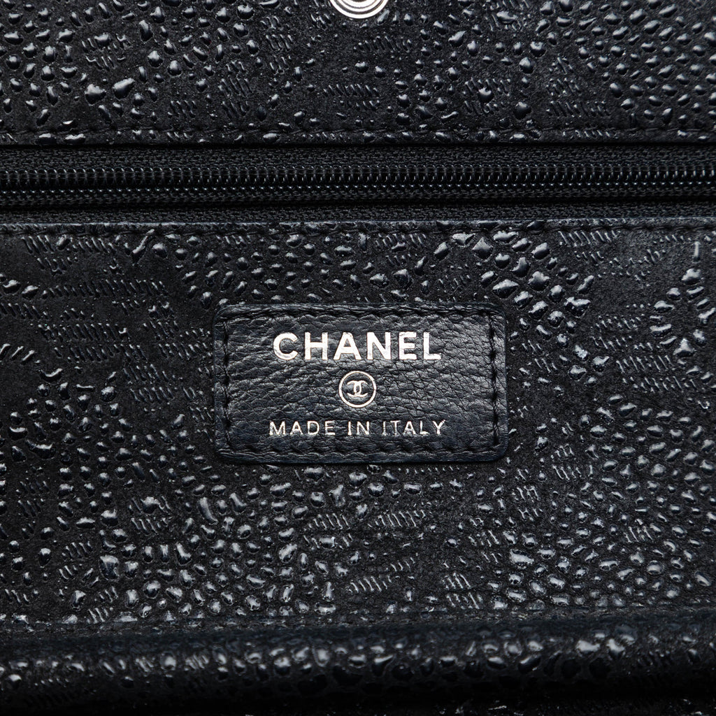 Chanel CC Lace Overlay Cuir de chèvre Wallet on Chain