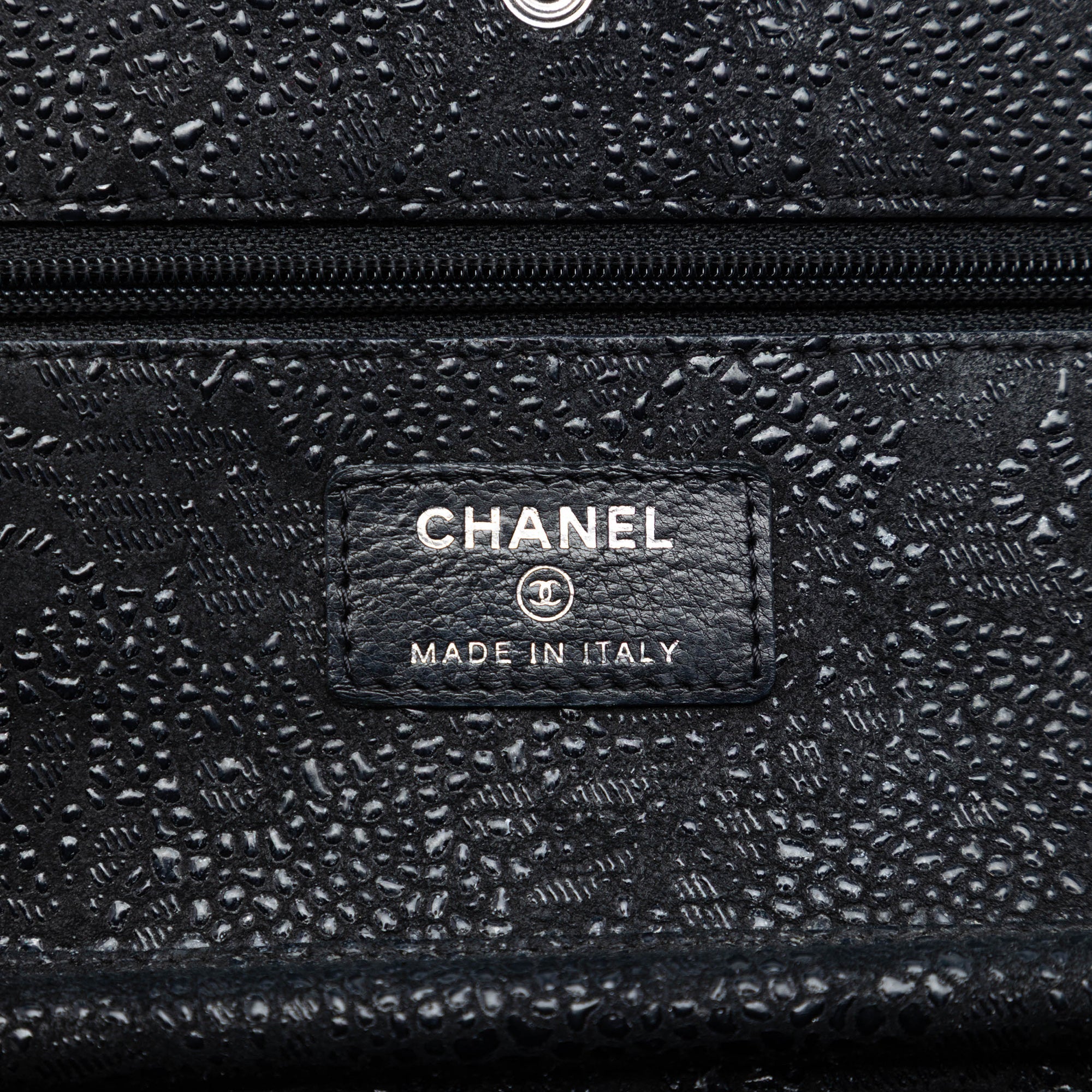 Chanel CC Lace Overlay Cuir de chèvre Wallet on Chain