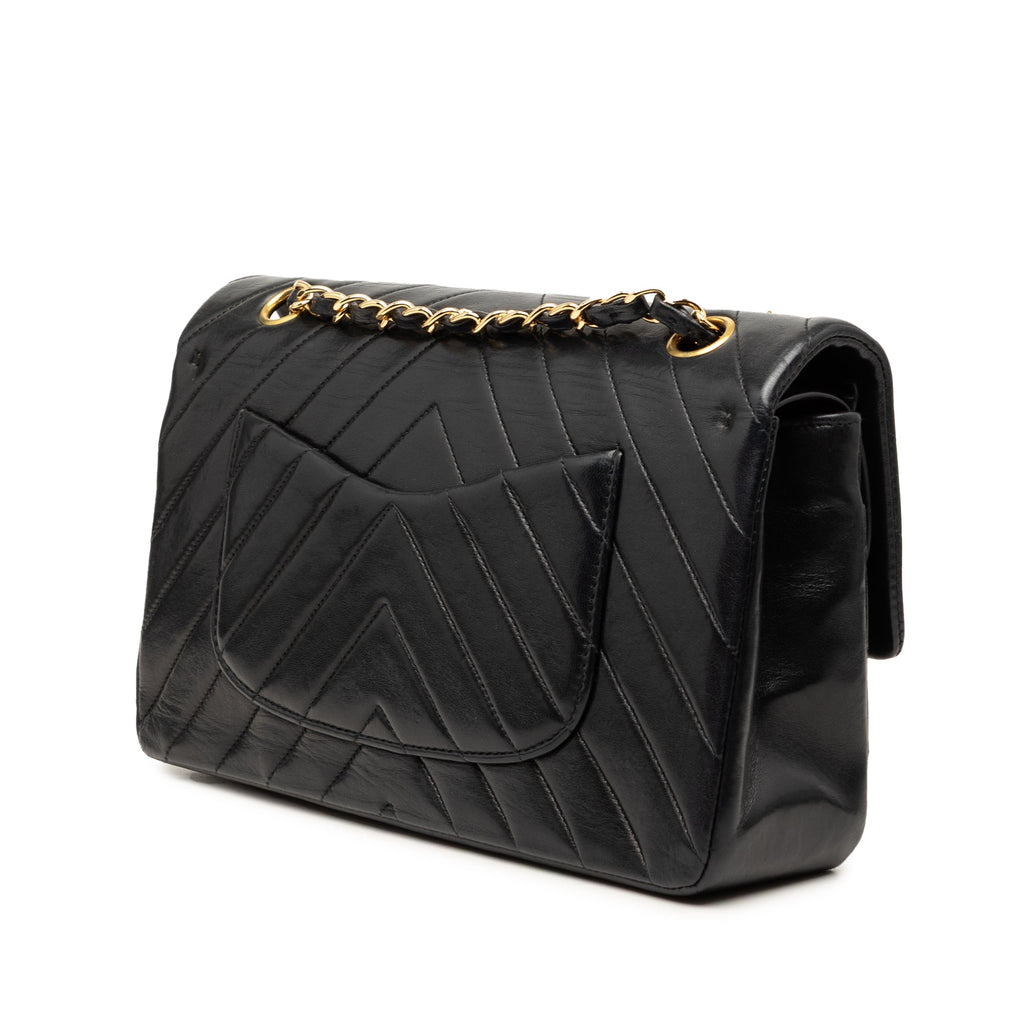 Chanel Medium Classic Chevron Cuir d’agneau Double rabat