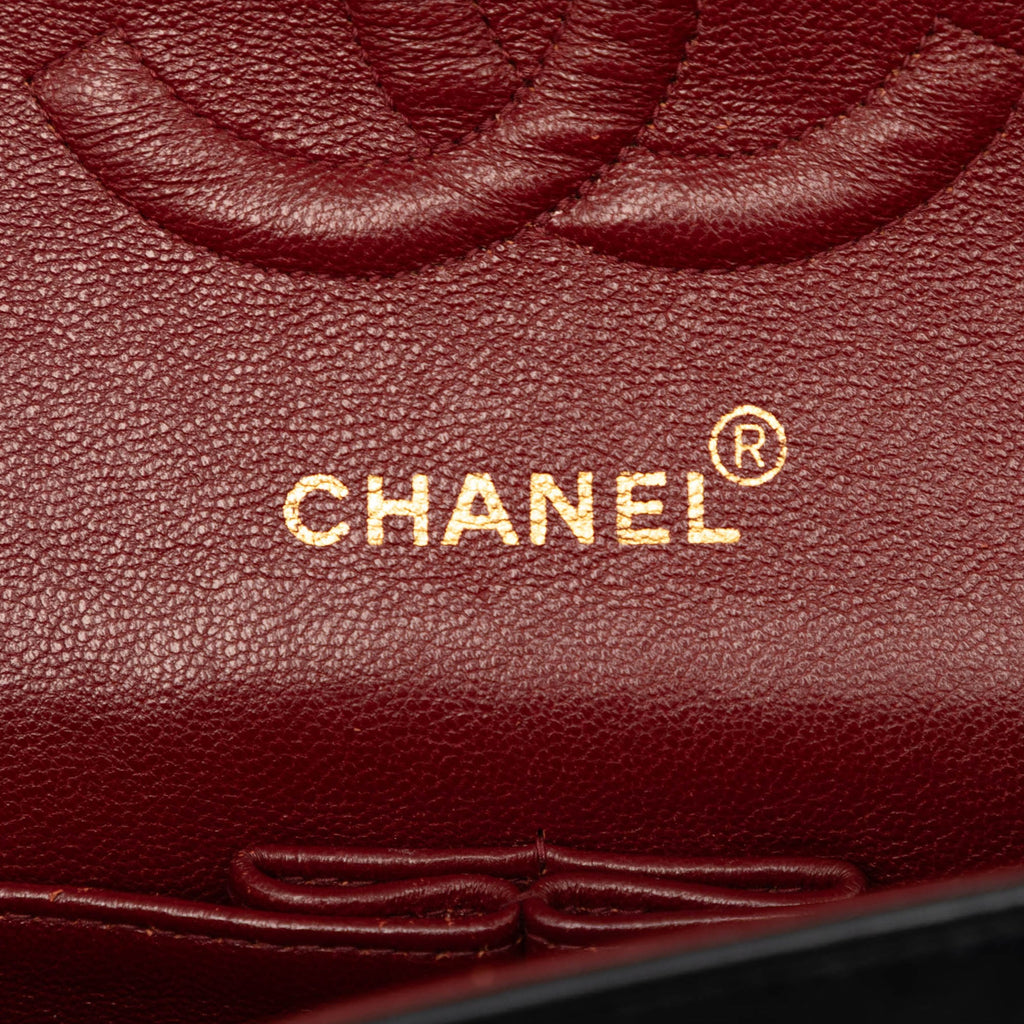 Chanel Medium Classic Chevron Cuir d’agneau Double rabat