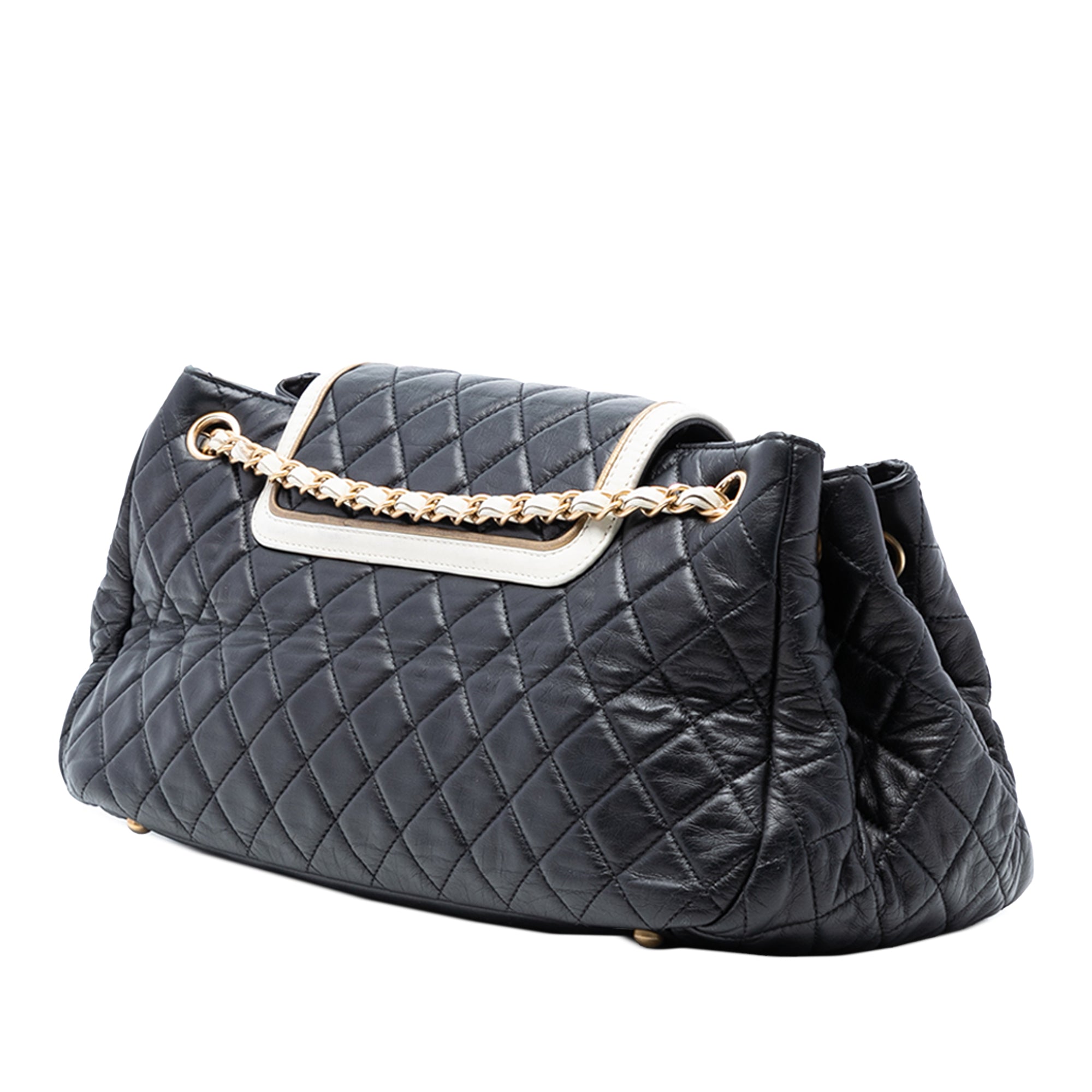 Chanel Medium Matelassé Cuir d’agneau Reissue 2.55 East West Mademoiselle Accordion à rabat