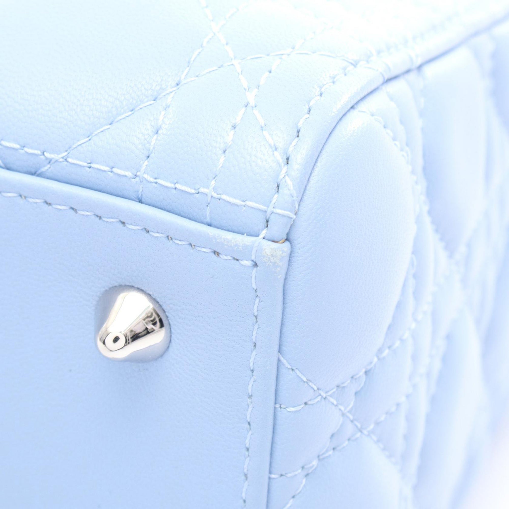 Dior Medium Cuir d’agneau Cannage Lady Dior