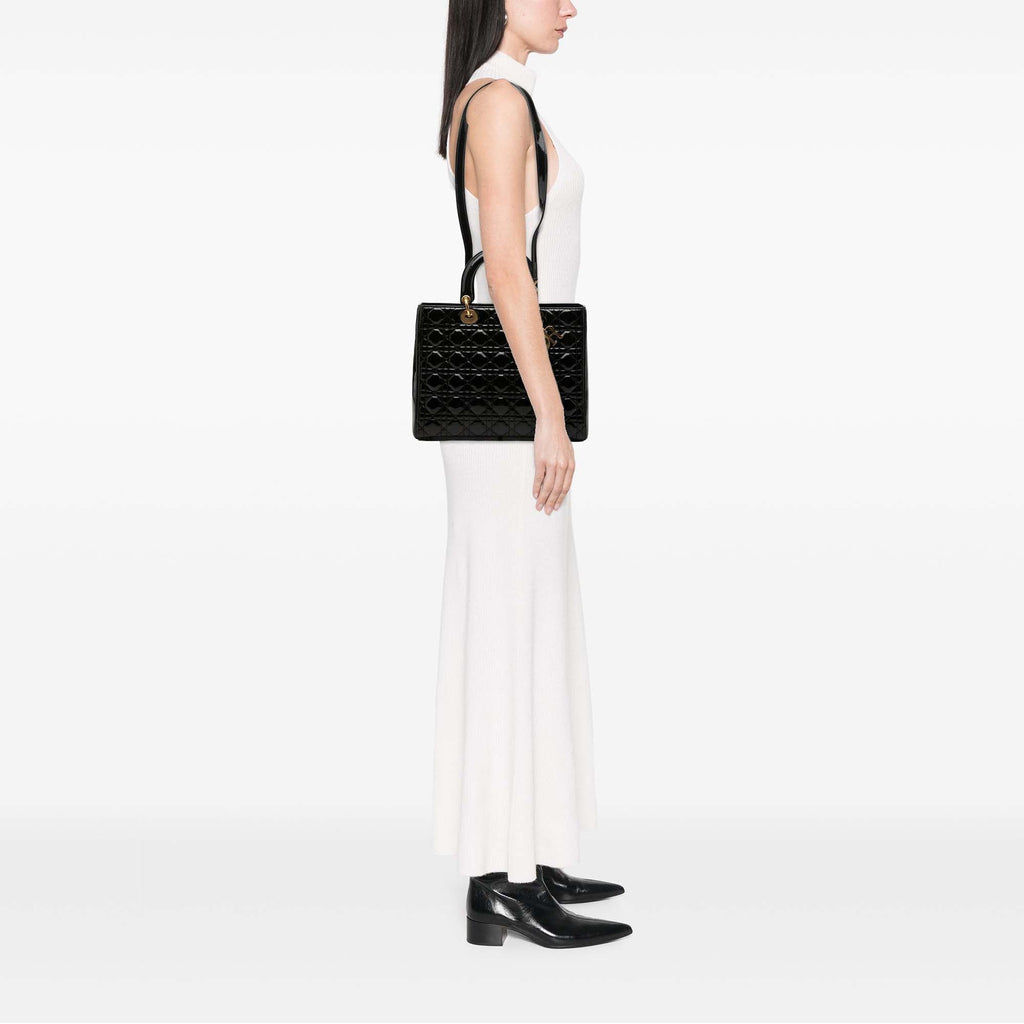 Dior Large Cuir verni Cannage Lady Dior