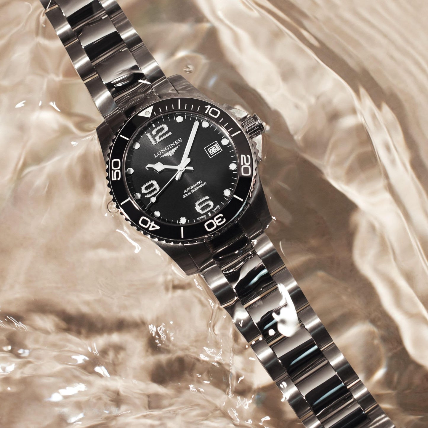 HYDROCONQUEST 39 MM Black*